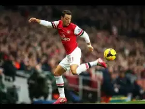 Video: Mesut Özil - Crazy Skills / Dribbling / Passes 2014/2015 BPL Genius